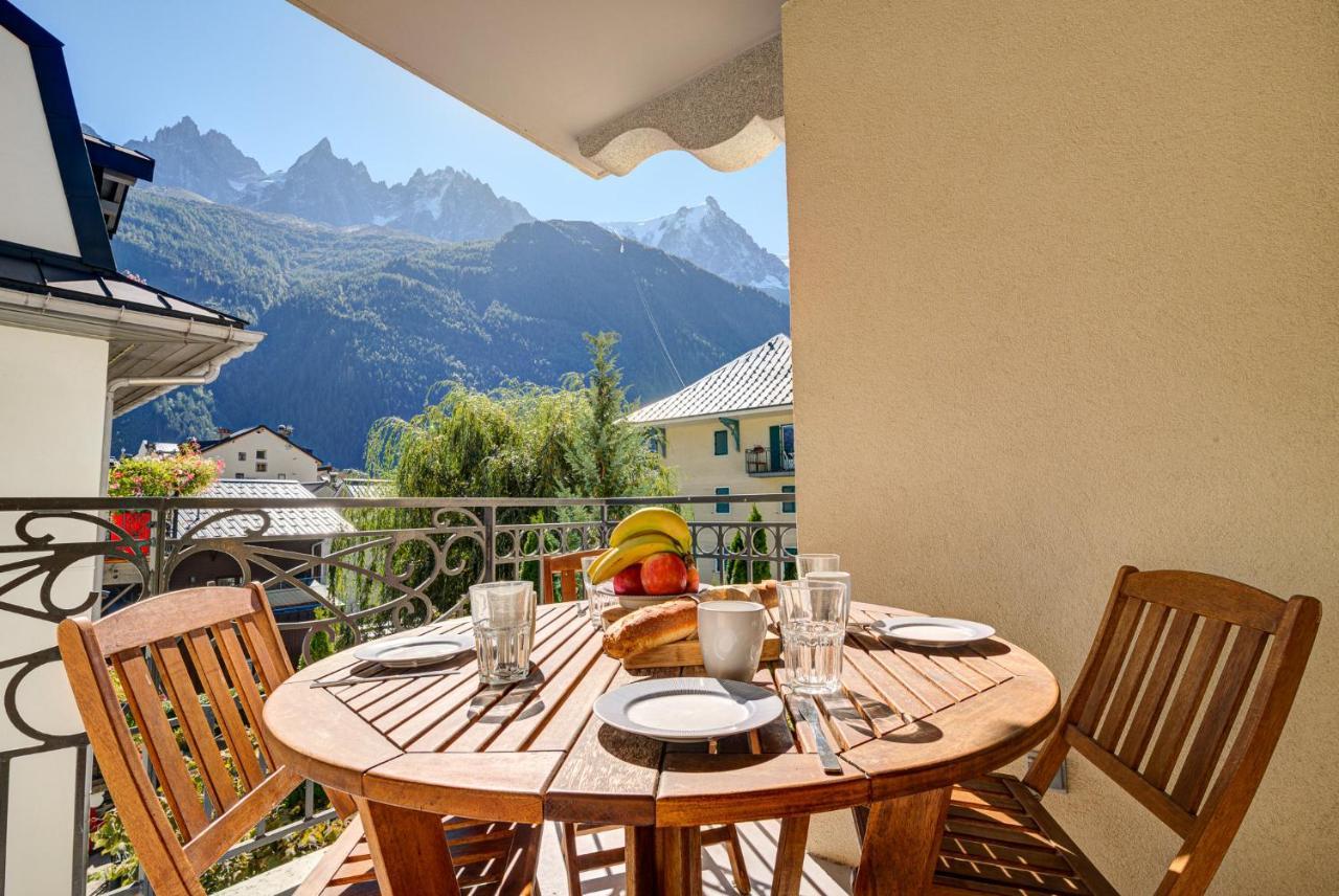 Apartment Le Paradis 2 - Alpes Travel - Central Chamonix ภายนอก รูปภาพ