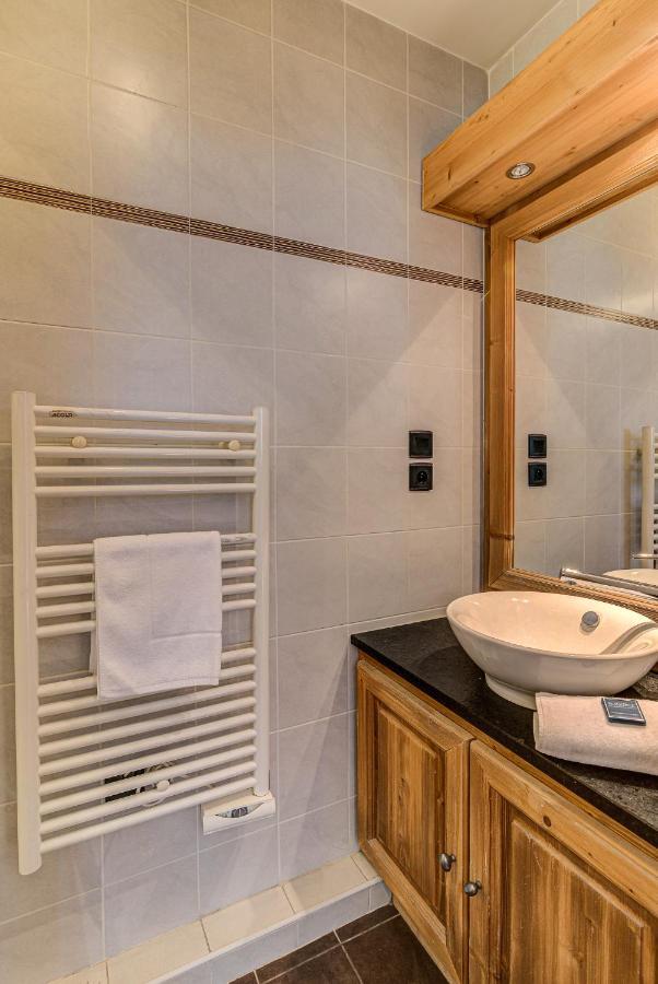 Apartment Le Paradis 2 - Alpes Travel - Central Chamonix ภายนอก รูปภาพ