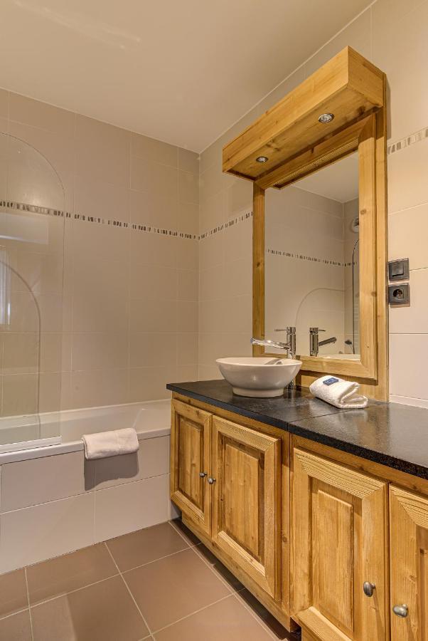 Apartment Le Paradis 2 - Alpes Travel - Central Chamonix ภายนอก รูปภาพ