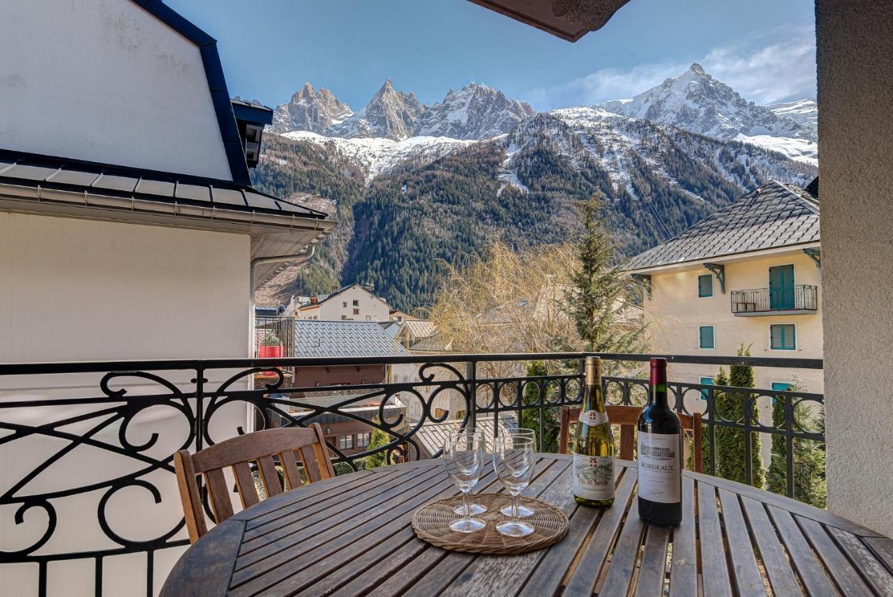 Apartment Le Paradis 2 - Alpes Travel - Central Chamonix ภายนอก รูปภาพ